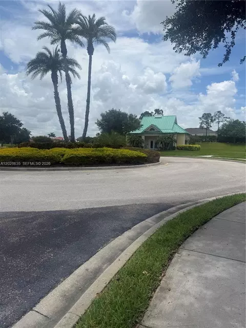 View/Area - 342 Star Shell Dr, Apollo Beach, FL 33572 photo 2 of 2