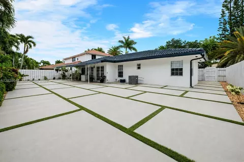 7819 NW 166th Ter, Miami Lakes, FL 33016 photo 28