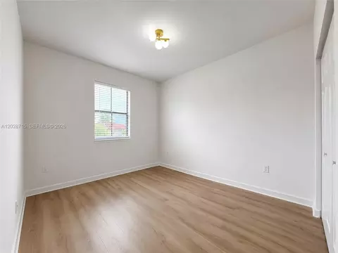 Bedroom - 3448 W 110th Ter, Hialeah, FL 33018 photo 5 of 7
