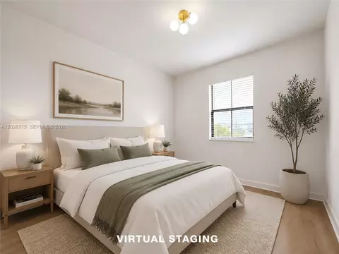 Bedroom - 3448 W 110th Ter, Hialeah, FL 33018 photo 3 of 7