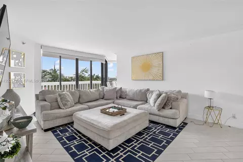 1000 Island Blvd #503, Aventura, FL 33160
