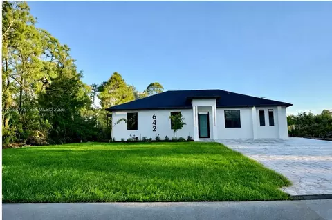 642 Sunflower Ave S, Lehigh Acres, FL 33974