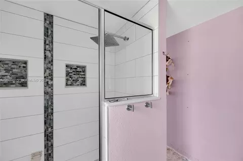 Bath - 4125 Rambler Ave, Saint Cloud, FL 34772 photo 3 of 3