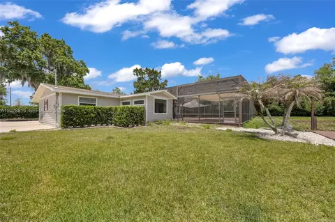 Exterior - 4125 Rambler Ave, Saint Cloud, FL 34772 photo 7 of 8