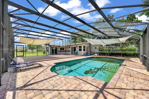 Exterior - 4125 Rambler Ave, Saint Cloud, FL 34772 photo 3 of 8