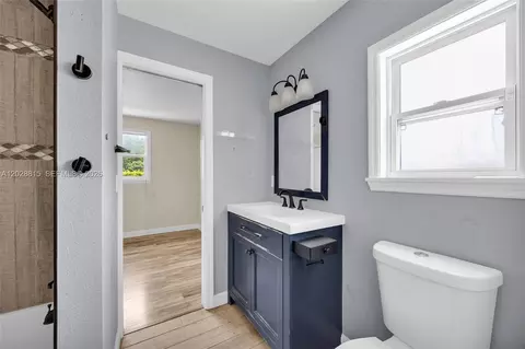 Bath - 4125 Rambler Ave, Saint Cloud, FL 34772 photo 2 of 3