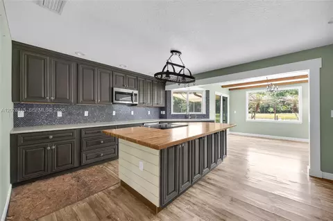 Kitchen - 4125 Rambler Ave, Saint Cloud, FL 34772 photo 2 of 3