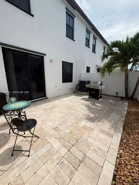 Exterior - Undisclosed, Hialeah, FL 33018 photo 2 of 4