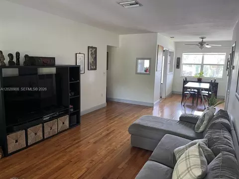 20 Park Dr #6, Bal Harbour, FL 33154
