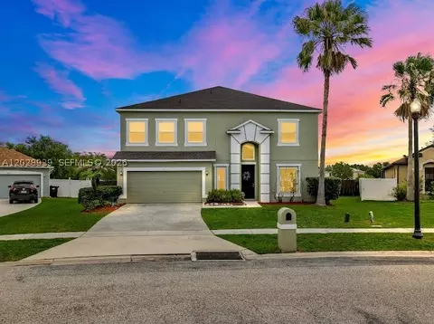 2813 Village Pine Ter, Orlando, FL 32833