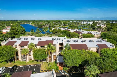 14501 N Kendall Dr #212H, Miami, FL 33186