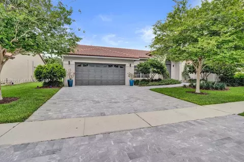 13331 NW 11th Ln, Sunrise, FL 33323