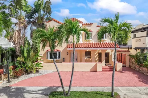 1727 SW 11th Ter, Miami, FL 33135
