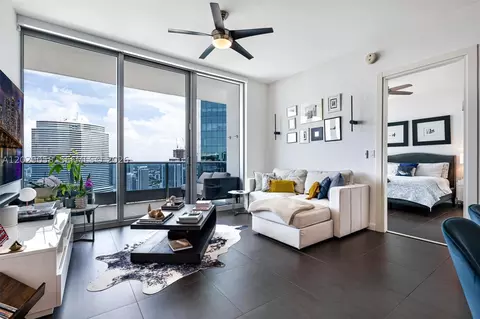 200 Biscayne Boulevard Way #4812, Miami, FL 33131