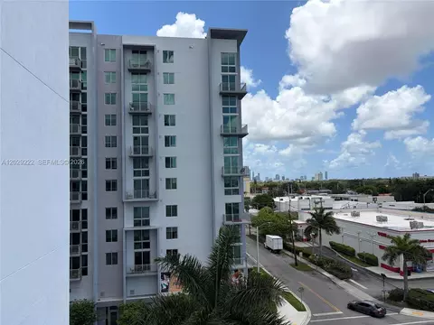 60 NW 37th Ave #608, Miami, FL 33125