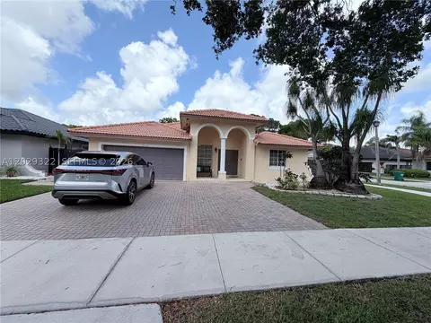 10138 SW 161st Ave, Miami, FL 33196