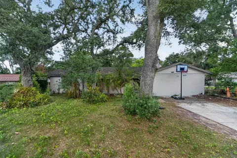 570 N Hart Blvd, Orlando, FL 32818