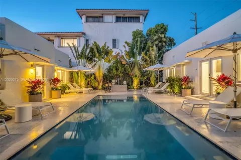 8109 Harding Ave, Miami Beach, FL 33141