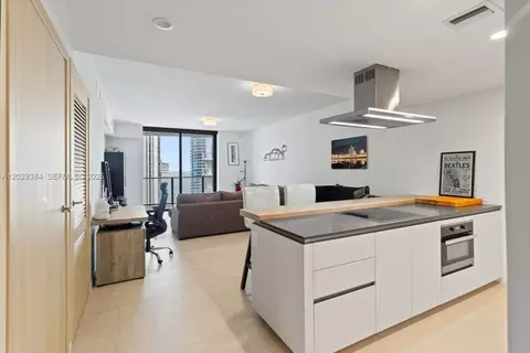 1000 Brickell Plz #3303, Miami, FL 33131