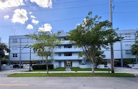 16518 NE 26th Ave #202, North Miami Beach, FL 33160