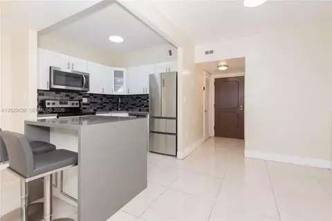300 NW 42nd Ave #411, Miami, FL 33126