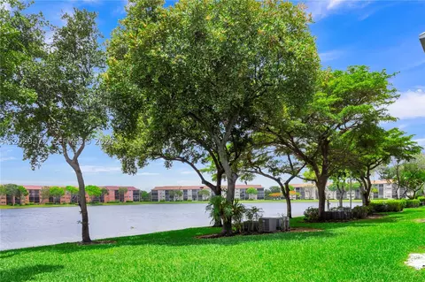 750 SW 138th Ave #202F, Pembroke Pines, FL 33027