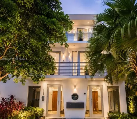 945 Michigan Ave #5, Miami Beach, FL 33139