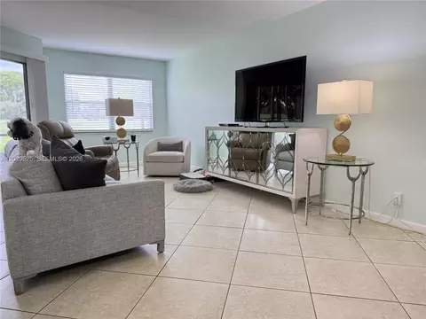 500 SW 130th Ter #110A, Pembroke Pines, FL 33027