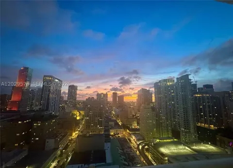 50 Biscayne Blvd #2707, Miami, FL 33132