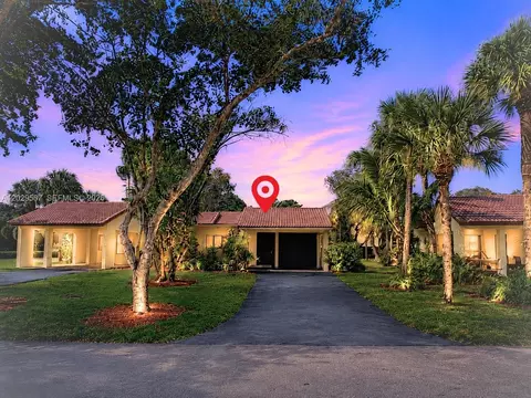 16295 Laurel Dr #2, Weston, FL 33326