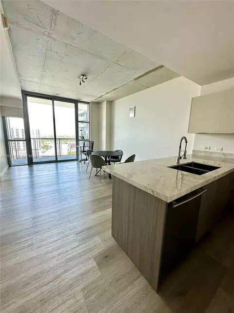 3301 NE 1st Ave #H1811, Miami, FL 33137