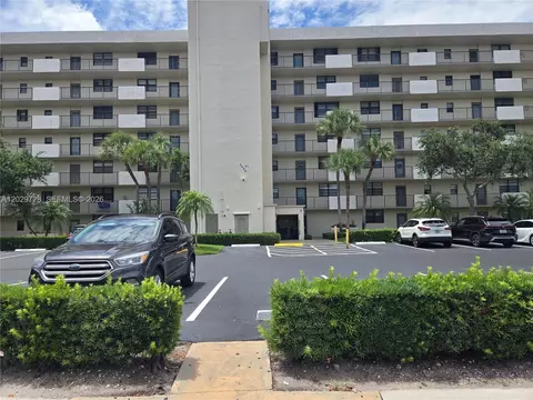 2400 Deer Creek Country Club Blvd #309-1, Deerfield Beach, FL 33442