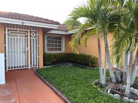 5890 SW 147th Ct, Miami, FL 33193