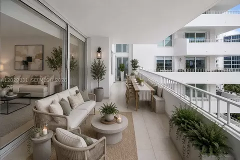 199 Ocean Lane Dr #911, Key Biscayne, FL 33149
