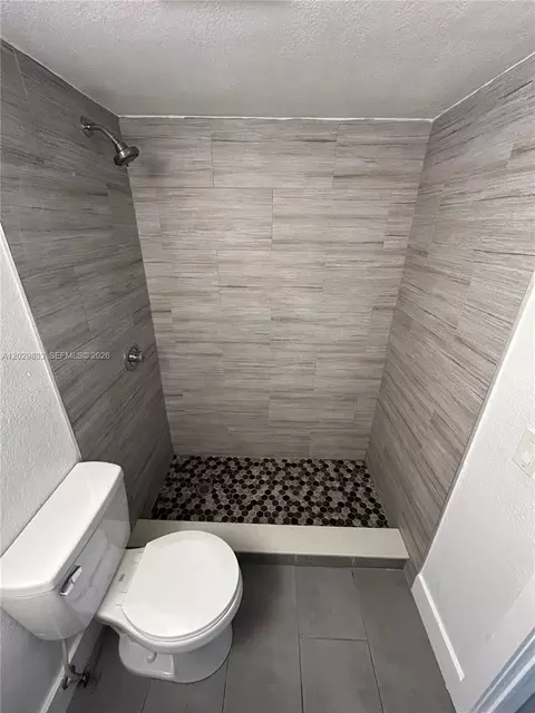 Bath - 5960 W 25th Ct #102, Hialeah, FL 33016 photo 2 of 3