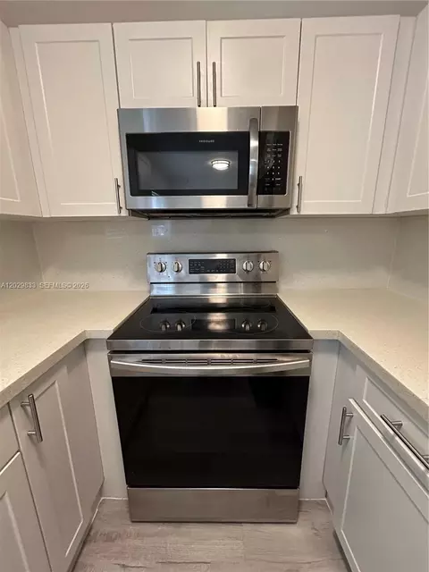 Kitchen - 5960 W 25th Ct #102, Hialeah, FL 33016 photo 4 of 4