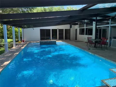 Undisclosed, Pinecrest, FL 33156 photo 6