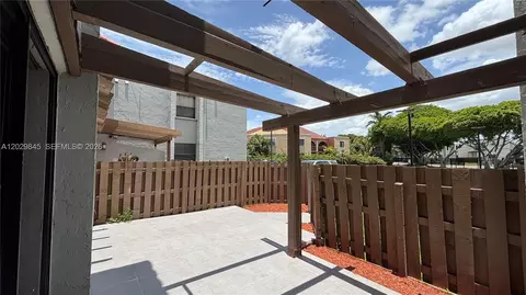 Exterior - 10303 NW 9th St Cir #102-16, Miami, FL 33172 photo 2 of 2