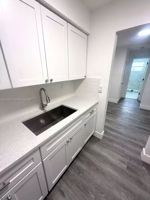 12195 W Dixie Hwy #6E, North Miami, FL 33161