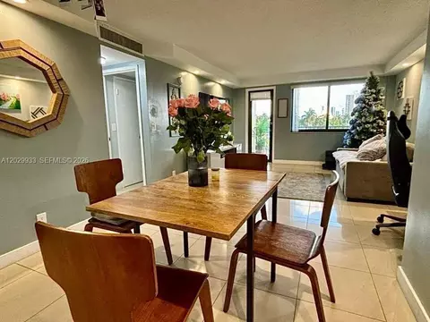 301 Golden Isles Dr #406, Hallandale Beach, FL 33009
