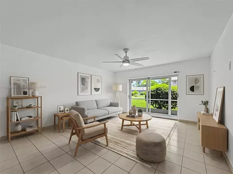 700 Layne Blvd #104, Hallandale Beach, FL 33009