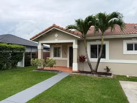 706 SE 14th Ave, Homestead, FL 33033