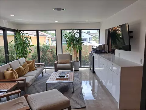 Other - 17531 NW 62nd Pl N, Hialeah, FL 33015 photo 3 of 11