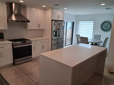 Kitchen - 17531 NW 62nd Pl N, Hialeah, FL 33015 photo 1 of 3