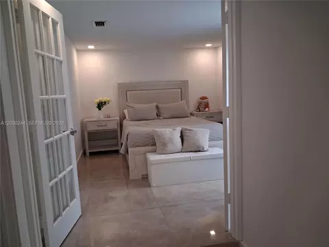 Bedroom - 17531 NW 62nd Pl N, Hialeah, FL 33015 photo 1 of 1
