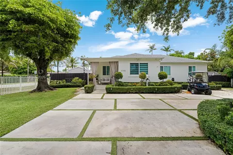 5785 SW 46th Ter, Miami, FL 33155