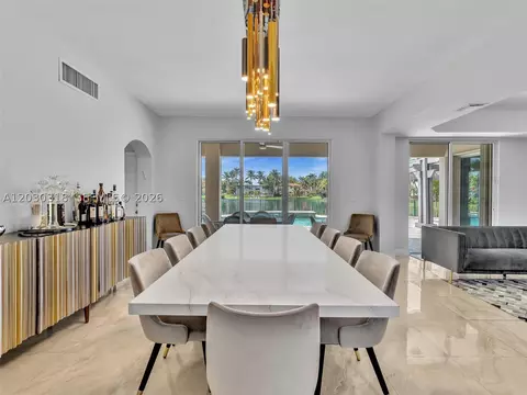 Dining - 8052 NW 161st Ter, Miami Lakes, FL 33016 photo 3 of 4