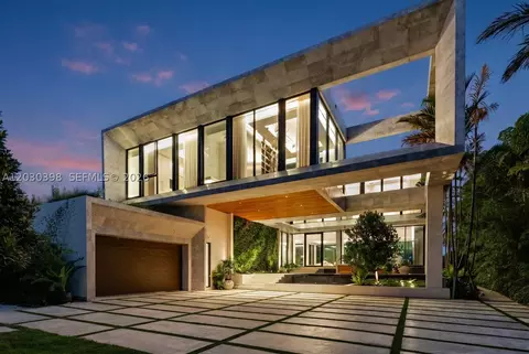 360 S Hibiscus Dr, Miami Beach, FL 33139
