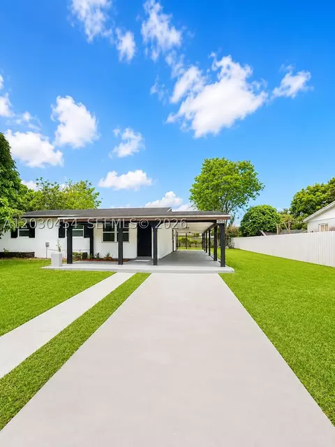 20600 SW 118th Pl, Miami, FL 33177