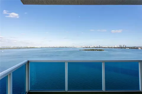 700 NE 25th St #1003, Miami, FL 33137